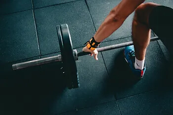 Split Squat vs Squat vs Deadlift: How to tailor your lower body training